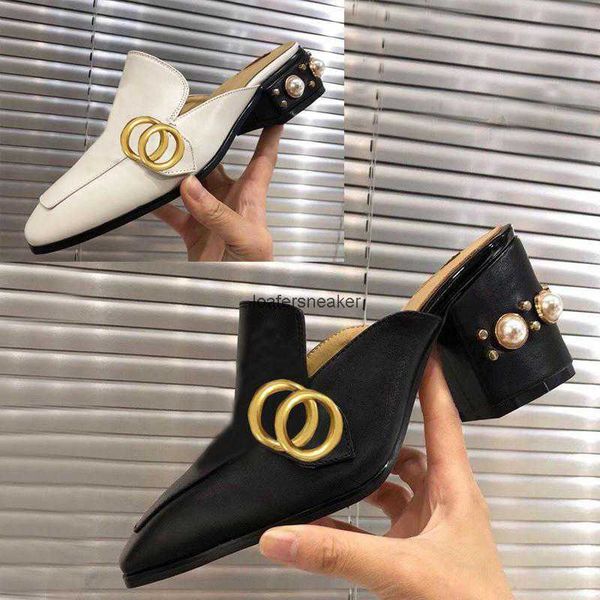 classic designer shoes women slippers soft cowhide 100% leather thick heels metal woman shoe beach lazy baotou sandals pearl high heeled sho, Black
classic designer shoes women slippers soft cowhide 100% leather thick heels metal woman shoe beach lazy baotou sandals pearl high heeled sho, Black