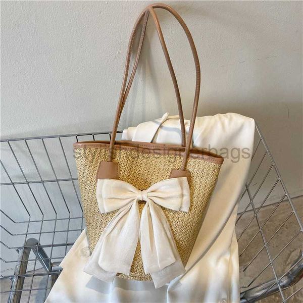 drawstring women's 2023 summer new women's woven bucket bag with a bow knot and a foreigner's grass woven bagstylishdesignerb
drawstring women's 2023 summer new women's woven bucket bag with a bow knot and a foreigner's grass woven bagstylishdesignerb