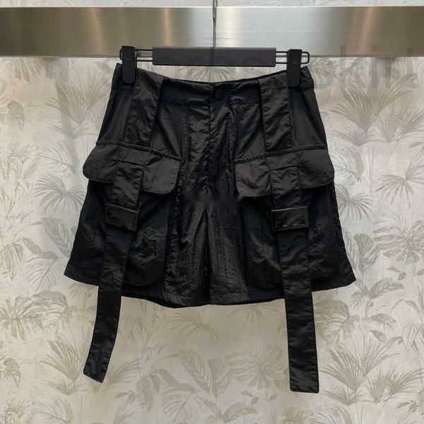 women's shorts designer summer women vintage with letter pocket girls milan runway high end brand a-line jersey jogging luxury y short, White;black
women's shorts designer summer women vintage with letter pocket girls milan runway high end brand a-line jersey jogging luxury y short, White;black