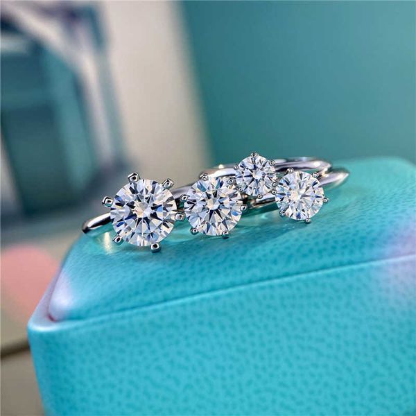 original designer sterling silver s925tiffay golden classic six claw mossan diamond ring tiktok finger net red 18k electroplating process pt
original designer sterling silver s925tiffay golden classic six claw mossan diamond ring tiktok finger net red 18k electroplating process pt