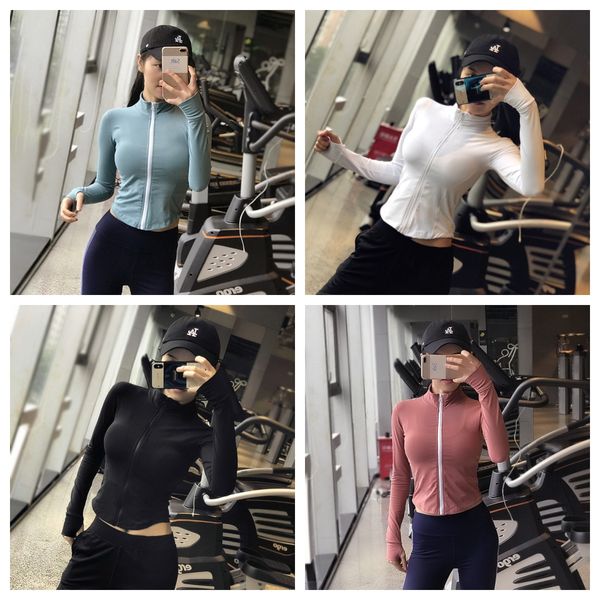 handsome collar sports coat female slim short zipper cardigan fitness jacket elastic sleeve refers to yoga clothes long sleeves., White;red
handsome collar sports coat female slim short zipper cardigan fitness jacket elastic sleeve refers to yoga clothes long sleeves., White;red