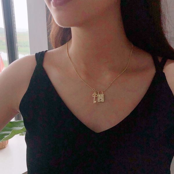 sterling silver lock key necklace gold creative design pendant necklace for women gold birthday jewelry gift
sterling silver lock key necklace gold creative design pendant necklace for women gold birthday jewelry gift