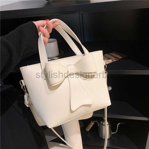 drawstring bowknot women's bag large capacity 2023 new spring simple one shoulder trend fashion casual western style bag water bucket b 
drawstring bowknot women's bag large capacity 2023 new spring simple one shoulder trend fashion casual western style bag water bucket b