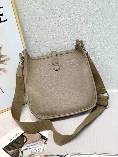 wholesale cowhide tote bag soft leather messenger bag handbag cross body bag shopping bag purse women's fashion shoulder bag large mult
wholesale cowhide tote bag soft leather messenger bag handbag cross body bag shopping bag purse women's fashion shoulder bag large mult
