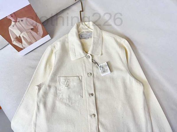 women's blouses & shirts designer early autumn new commuter style simple and versatile reduced age pocket stamp denim shirt 7yeo, White
women's blouses & shirts designer early autumn new commuter style simple and versatile reduced age pocket stamp denim shirt 7yeo, White