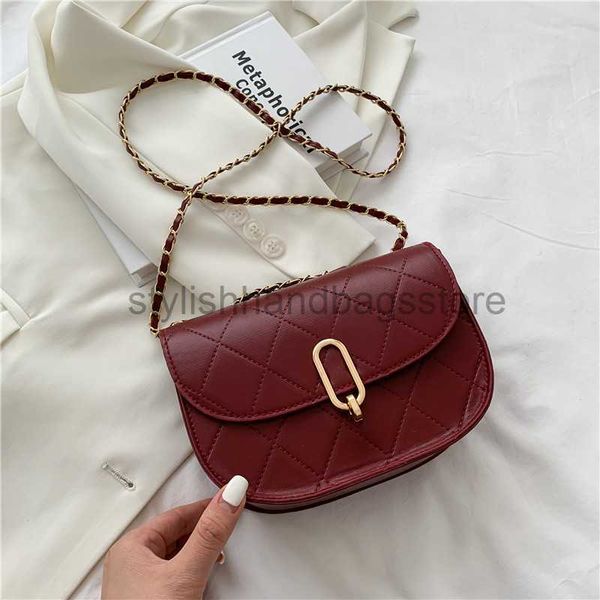 shoulder bags 2023 autumn/winter new korean style fashion indentation lock flap bag handheld one shoulder style bag saddle women's bags
shoulder bags 2023 autumn/winter new korean style fashion indentation lock flap bag handheld one shoulder style bag saddle women's bags