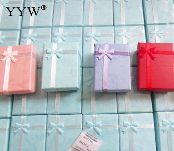 16pcslot jewelry sets display box cardboard necklace earrings ring box 58 packaging gift box with sponge satin ribbon t2008084336999, Black;white
16pcslot jewelry sets display box cardboard necklace earrings ring box 58 packaging gift box with sponge satin ribbon t2008084336999, Black;white