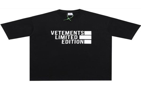2021ss high street brand s limited edition men and women short sleeve summer tees shirts designer hip hop casual cloth1883452, White;black
2021ss high street brand s limited edition men and women short sleeve summer tees shirts designer hip hop casual cloth1883452, White;black