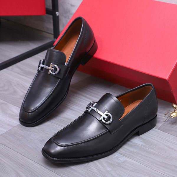 2023 men designer dress shoes genuine leather brand loafers male brand moccasins breathable casual driving shoe size 38-44, Black
2023 men designer dress shoes genuine leather brand loafers male brand moccasins breathable casual driving shoe size 38-44, Black
