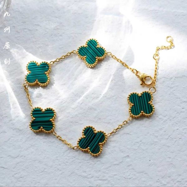 clover bracelet high grade exquisite four-leaf clover five flower bracelet women flower hand decoration light luxury gift for girlfriends fa, Golden;silver
clover bracelet high grade exquisite four-leaf clover five flower bracelet women flower hand decoration light luxury gift for girlfriends fa, Golden;silver