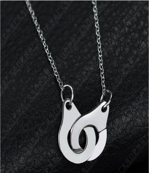 luxury designer necklace real 925 sterling silver handcuff menottes pendant for men women france dinh van jewelry6820269
luxury designer necklace real 925 sterling silver handcuff menottes pendant for men women france dinh van jewelry6820269