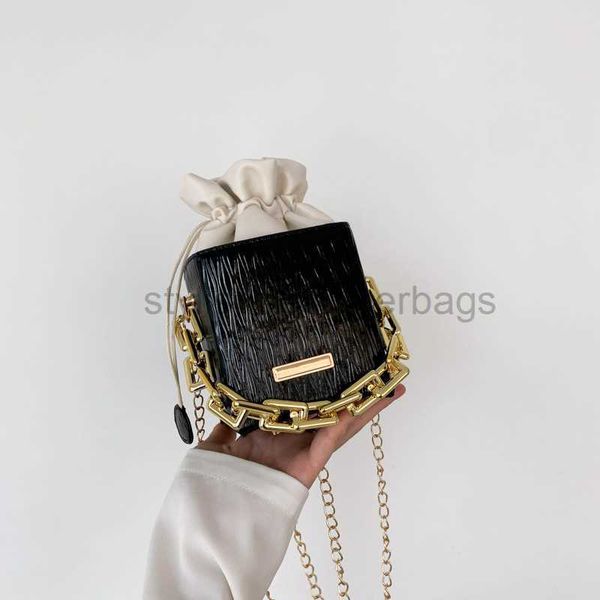 drawstring this year's popular shoulder bag 2023 summer new chain bag women's simple bucket bag casual korean version crossbody ba
drawstring this year's popular shoulder bag 2023 summer new chain bag women's simple bucket bag casual korean version crossbody ba