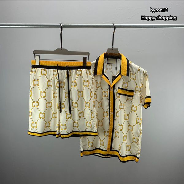 summer beach mens womens tracksuits fashion suits casual classic letter pattern print men's short sleeve shorts men boys tees colors c, White;black
summer beach mens womens tracksuits fashion suits casual classic letter pattern print men's short sleeve shorts men boys tees colors c, White;black