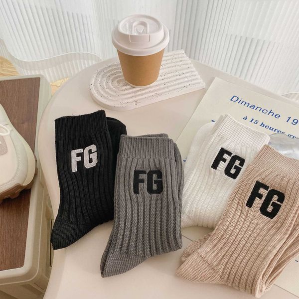 socks for male and female couples autumn and winter thickened thick thread fog tidal socks medium tube socks cotton tidal brand ins wind mes, Black;white
socks for male and female couples autumn and winter thickened thick thread fog tidal socks medium tube socks cotton tidal brand ins wind mes, Black;white