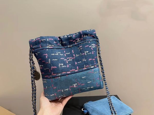 new fashion design women's luxury sequins niuzi garbage bag casual versatile washable chain bag classic and fashionable
new fashion design women's luxury sequins niuzi garbage bag casual versatile washable chain bag classic and fashionable