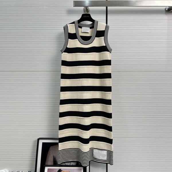 womens dress european fashion brand cotton black and white stripe sleeveless knitted mini skirt, Black;gray
womens dress european fashion brand cotton black and white stripe sleeveless knitted mini skirt, Black;gray