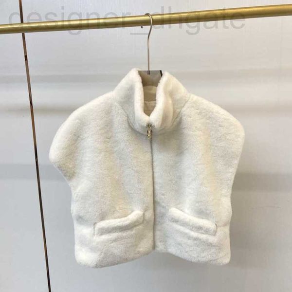 women's vests designer pr * a fashion brand correct edition autumn new pure white fur short vest slim fit temperament w35y, Black;white
women's vests designer pr * a fashion brand correct edition autumn new pure white fur short vest slim fit temperament w35y, Black;white
