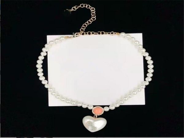 luxury jewelry heart shaped middle rhinestone pearl brass necklace european and american fashion simple sweater chain3638387, Golden;silver
luxury jewelry heart shaped middle rhinestone pearl brass necklace european and american fashion simple sweater chain3638387, Golden;silver