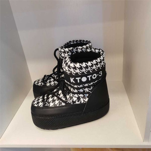boots lace-up snowboots winter women non-slip ski boots female thick warm cotton boots indifferent to left-right platform shoes women, Black
boots lace-up snowboots winter women non-slip ski boots female thick warm cotton boots indifferent to left-right platform shoes women, Black