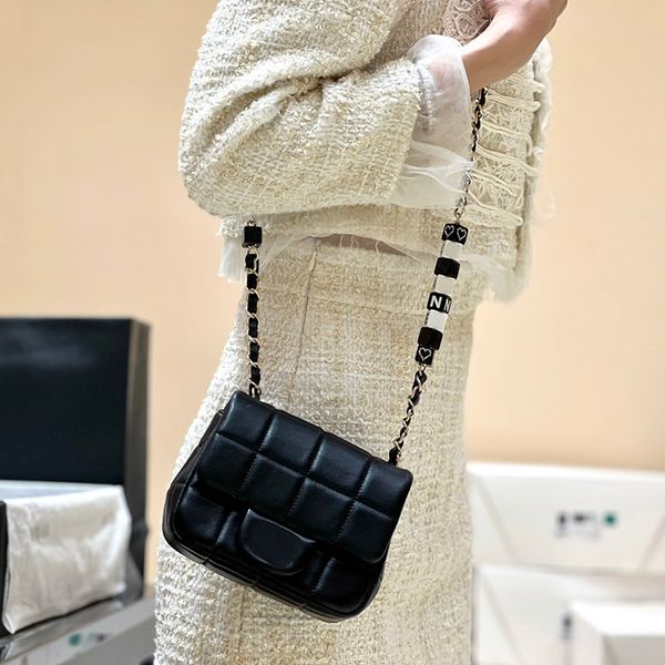 10a mirror quality designer bag women's shoulder bag 16cm crossbody bag sheepskin handbag purse c049 
10a mirror quality designer bag women's shoulder bag 16cm crossbody bag sheepskin handbag purse c049