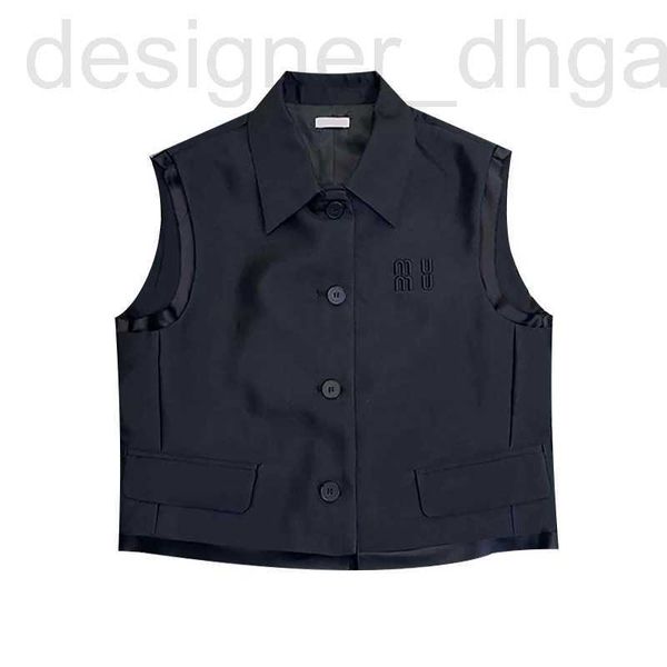 women's vests designer correct version of miao miu suit vest for women 23 summer black short lapel embroidered letter sleeveless 6ac6, Black;white
women's vests designer correct version of miao miu suit vest for women 23 summer black short lapel embroidered letter sleeveless 6ac6, Black;white