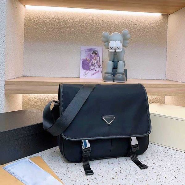 sell pdbag triangle crossbody bag men brief case purses designer bag woman fashion large small nylon shoulder bag messenger bags wallet 2306
sell pdbag triangle crossbody bag men brief case purses designer bag woman fashion large small nylon shoulder bag messenger bags wallet 2306