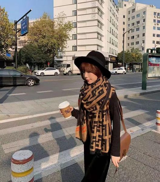 Scarf Echarpe 2023 Big Size Printed Embroidery Scarf Silk Winter Print Foulard Satin Square Head Scarvescarf
Scarf Echarpe 2023 Big Size Printed Embroidery Scarf Silk Winter Print Foulard Satin Square Head Scarvescarf