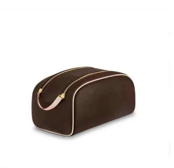 2022designer-men travelling toilet bags fashion designer women wash bag large capacity cosmetic makeup toiletry pouch 26cm
2022designer-men travelling toilet bags fashion designer women wash bag large capacity cosmetic makeup toiletry pouch 26cm