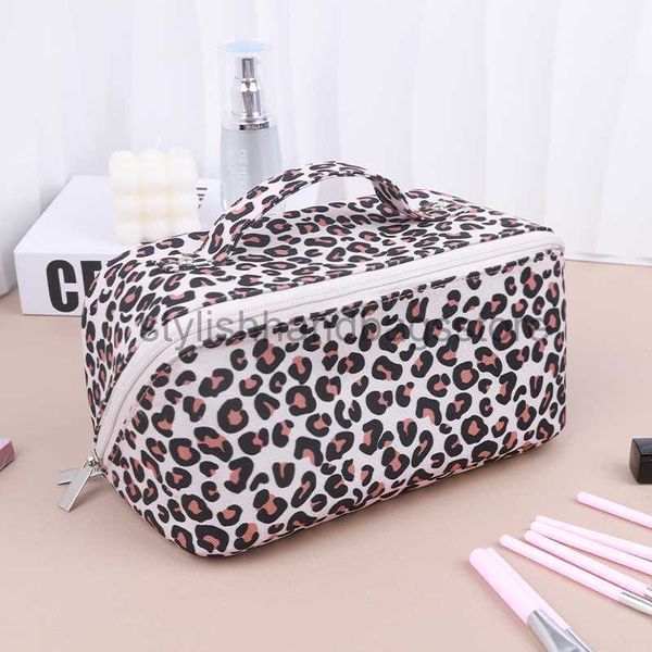cosmetic bags cases 2023 new women's handheld pillow bag portable travel wash large capacity skin care products storage makeup bagstyli
cosmetic bags cases 2023 new women's handheld pillow bag portable travel wash large capacity skin care products storage makeup bagstyli
