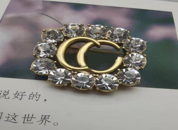

fashion brand designer pins brooches rhinestone brooch jewelry with box84005993097160, Gray