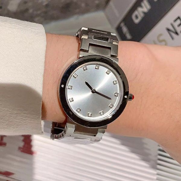 new fashion women's watch multi color steel band small size wrist watch sapphire waterproof quartz electronic watch
new fashion women's watch multi color steel band small size wrist watch sapphire waterproof quartz electronic watch