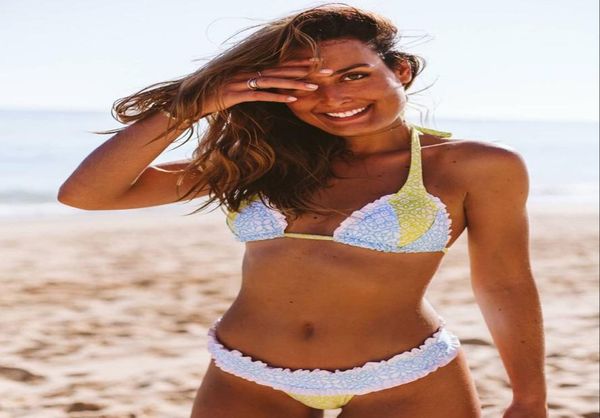 europe fashion women039s 2pcs bikini set swimsuit lady039s ruffles florals tankinis swimwear bathing suit s01785062103, White;black
europe fashion women039s 2pcs bikini set swimsuit lady039s ruffles florals tankinis swimwear bathing suit s01785062103, White;black