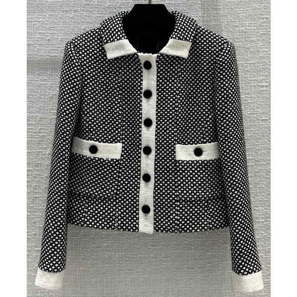 8.9 vintage elegant contrast color letter single breasted short tweed jacket women, Black;brown
8.9 vintage elegant contrast color letter single breasted short tweed jacket women, Black;brown