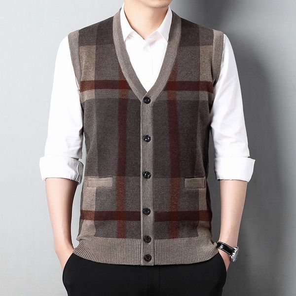 men's vests 2023 autumnwinter men's sweater sleeveless knit cardigan vest thickened 230808, Black;white
men's vests 2023 autumnwinter men's sweater sleeveless knit cardigan vest thickened 230808, Black;white