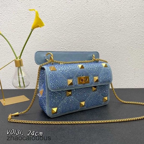 valentinoz embedding luxury handbags handbag new shiny bags designer crystal rivet diamond fashion handheld shoulder crossbody women's
valentinoz embedding luxury handbags handbag new shiny bags designer crystal rivet diamond fashion handheld shoulder crossbody women's