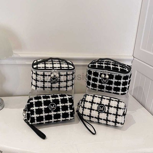 cosmetic bags cases makeup pack 2023 new fashion small fragrance portable large capacity travel wash storage bag exquisite and trendystylish
cosmetic bags cases makeup pack 2023 new fashion small fragrance portable large capacity travel wash storage bag exquisite and trendystylish