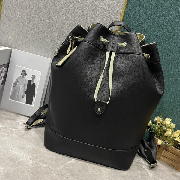 designer backpack large capacity backpack lapbag travel shopping fashion school bag casual sports bag
designer backpack large capacity backpack lapbag travel shopping fashion school bag casual sports bag