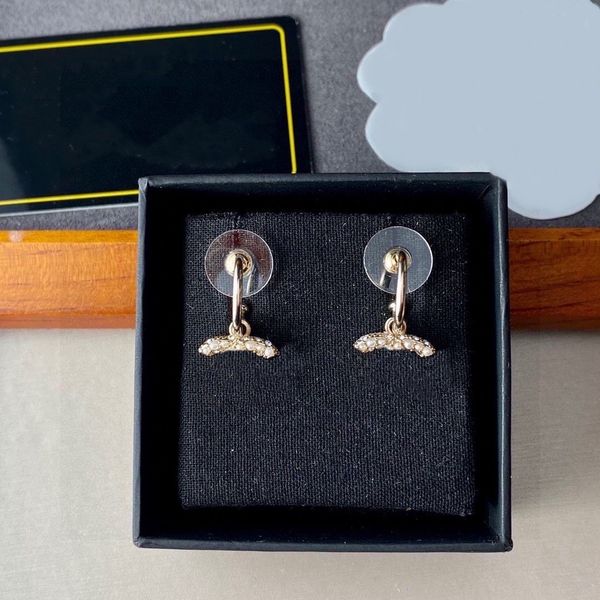designer earrings women's channel earrings high end classic small fragrance earrings new earrings 18k gold light luxury glitter earring, Golden;silver
designer earrings women's channel earrings high end classic small fragrance earrings new earrings 18k gold light luxury glitter earring, Golden;silver