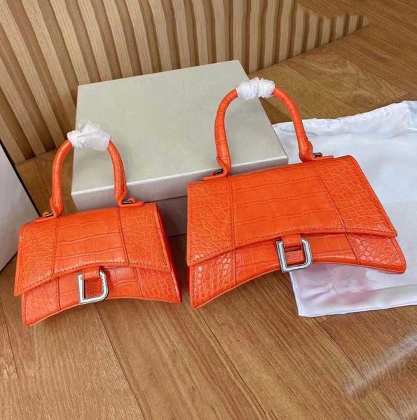 designer bags shoulder bag handbag women's fashion bagsg cross body half moon 2 g luxuries genuine leather classic retro wallet square
designer bags shoulder bag handbag women's fashion bagsg cross body half moon 2 g luxuries genuine leather classic retro wallet square