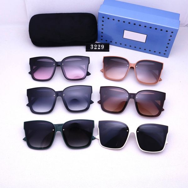 designer fashion luxury sunglasses high and quality classic polaroid lens beach sunglasses glasses man and woman multi-color option, White;black
designer fashion luxury sunglasses high and quality classic polaroid lens beach sunglasses glasses man and woman multi-color option, White;black