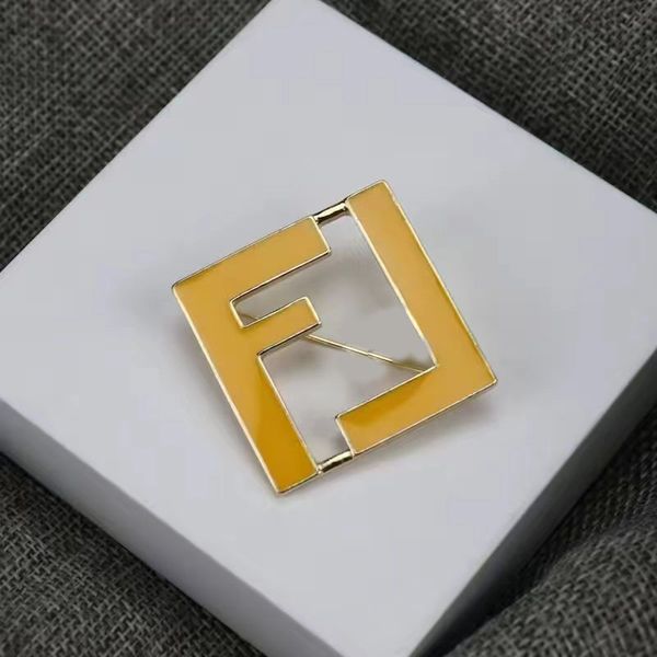 women's brooch gold f brand luxurys desinger brooch women's pearl letter brooch set brooch fashion jewelry clothing decoration hig, Gray
women's brooch gold f brand luxurys desinger brooch women's pearl letter brooch set brooch fashion jewelry clothing decoration hig, Gray