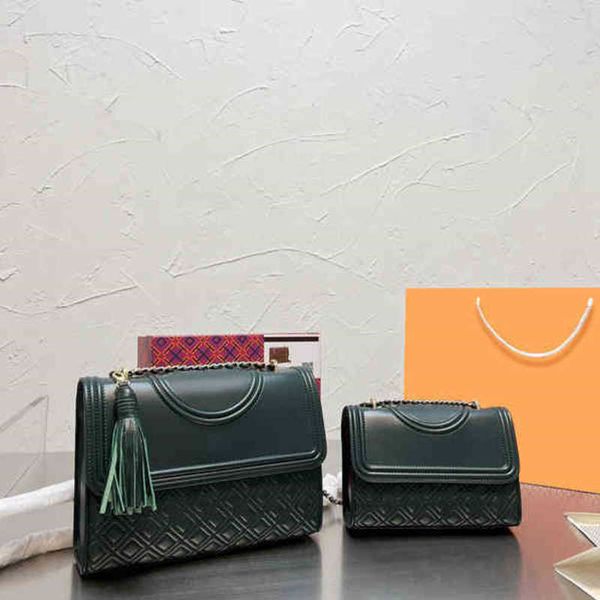 shoulder bags luxury brand fashion simple square tassel bag women's designer real leather chain phone handbags 1220
shoulder bags luxury brand fashion simple square tassel bag women's designer real leather chain phone handbags 1220