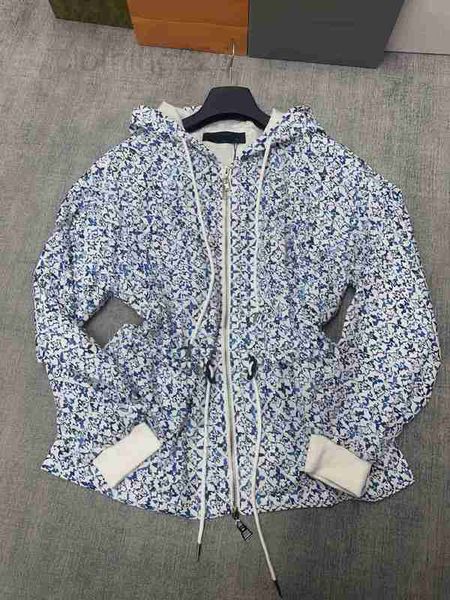 women's jackets designer fashion luxury design summer autumn printting hoodie loose zip up long sleeve patchwork drawstring coats 2023, Black;brown
women's jackets designer fashion luxury design summer autumn printting hoodie loose zip up long sleeve patchwork drawstring coats 2023, Black;brown
