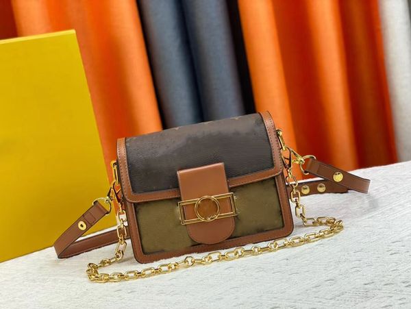 2023 designer bag ladies flap crossbody canvas genuine leather tote bags classic prints shoulder bag square box bag
2023 designer bag ladies flap crossbody canvas genuine leather tote bags classic prints shoulder bag square box bag