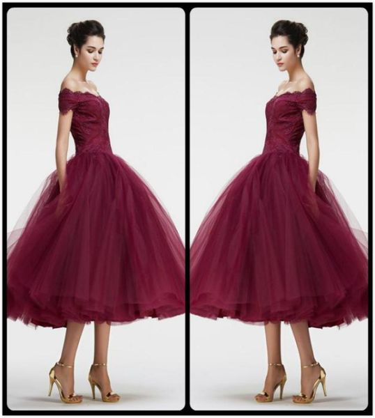 burgundy off the shoulder ball gown vintage lace prom dresses tea length charming puffy train evening party dress for womens gowns3071273, Black
burgundy off the shoulder ball gown vintage lace prom dresses tea length charming puffy train evening party dress for womens gowns3071273, Black