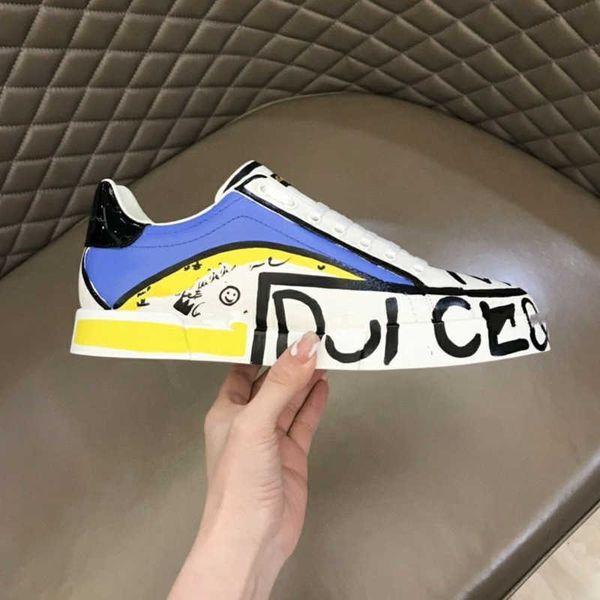luxurys designer women shoe italy sneaker low casual shoes rubber outsole mens printed calf leather classic trainers dress shoes mk45;l00002, Red;white
luxurys designer women shoe italy sneaker low casual shoes rubber outsole mens printed calf leather classic trainers dress shoes mk45;l00002, Red;white
