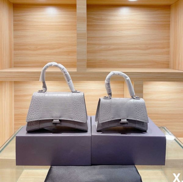 5a luxury designer bags women crocodile leather shoulder women's chain cross body purse handbag hobo totes beach bags wallet
5a luxury designer bags women crocodile leather shoulder women's chain cross body purse handbag hobo totes beach bags wallet