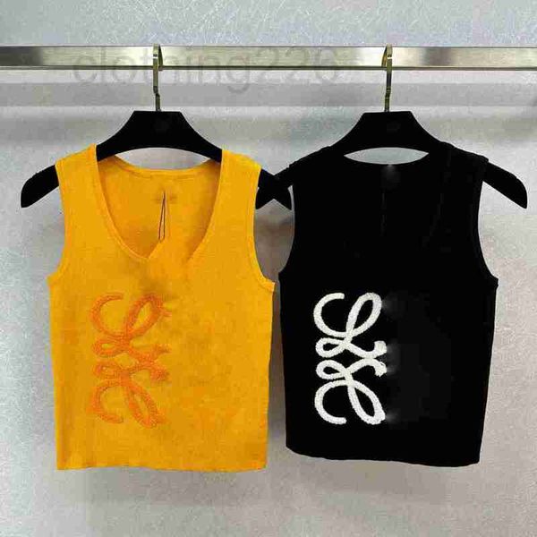 women's tanks & camis designer 23 new pure desire to reduce age versatile letter embroidery solid color slim u-neck tank for women w6k1, White
women's tanks & camis designer 23 new pure desire to reduce age versatile letter embroidery solid color slim u-neck tank for women w6k1, White