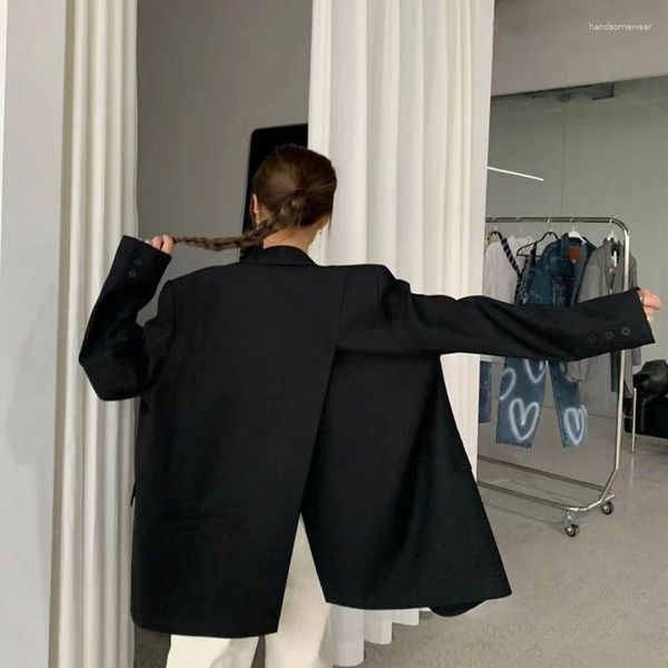 casual solid color loose spring autumn designed chic women blazers korean temperament slit breasted, White;black
casual solid color loose spring autumn designed chic women blazers korean temperament slit breasted, White;black
