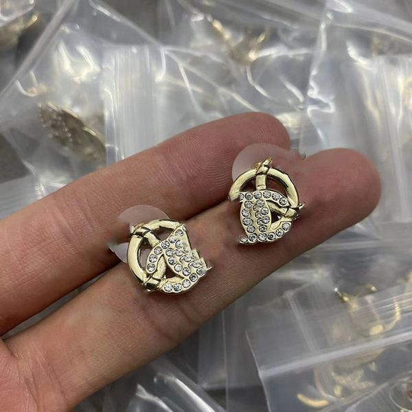 crystals earrings for women gold silver plate designer jewerly with big pearls lady party wedding dress earring, Golden;silver
crystals earrings for women gold silver plate designer jewerly with big pearls lady party wedding dress earring, Golden;silver
